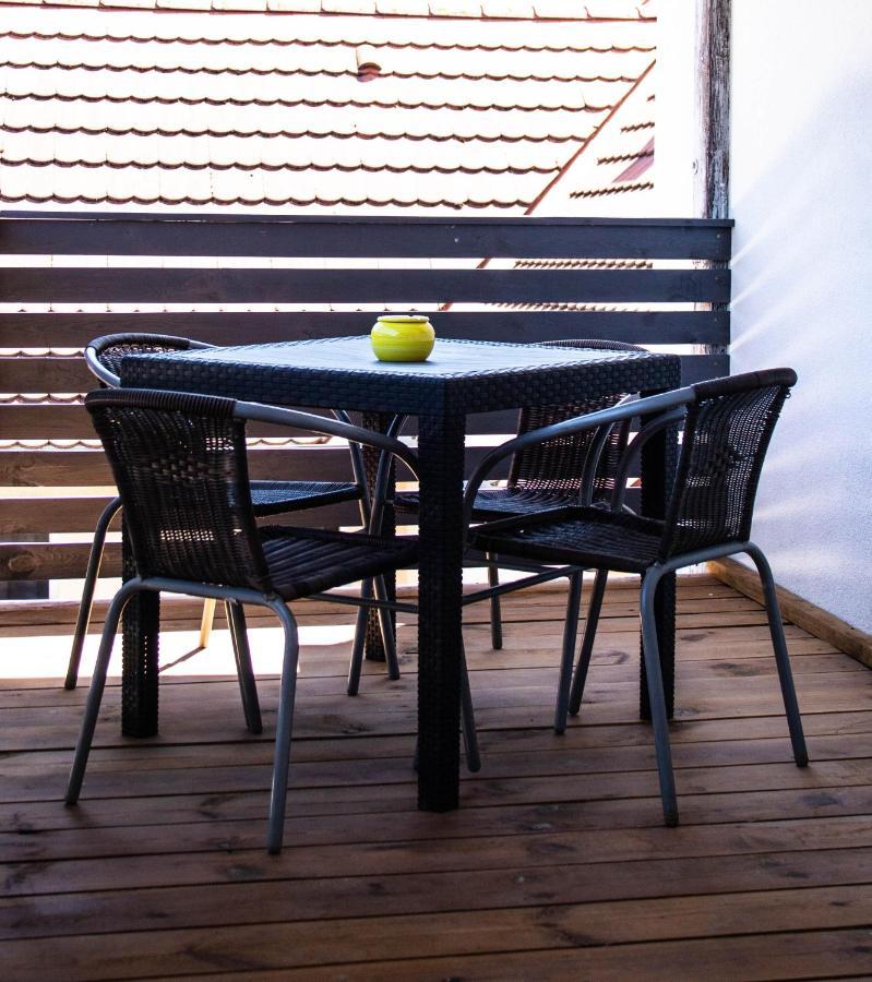 Koller Apartmanház Sarvar Exterior foto