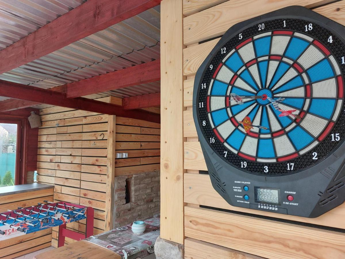 Koller Apartmanház Sarvar Exterior foto